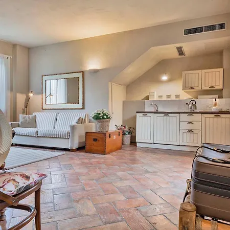 Cantagrillo Boutique Resort Farm stay