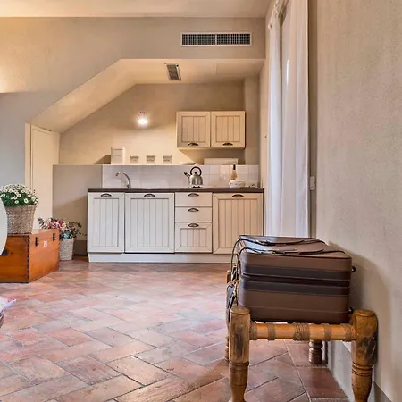 Cantagrillo Boutique Resort Farm stay
